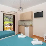 Гостевой дом Eros Appartments Каламици
