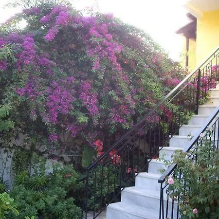 Eros Appartments Konukevi 3*