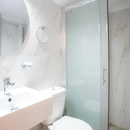 Eros Appartments 3* Καλαμίτσι