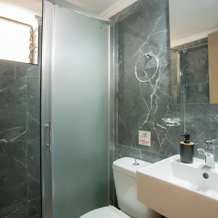 Πανσιόν Eros Appartments 3*